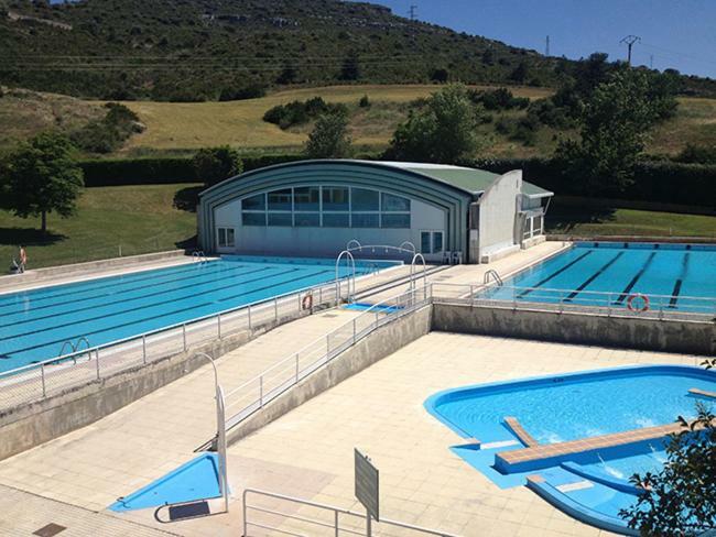 Apartamento Pilare, A Las Puertas Del Pirineo Navarro ルンビエル エクステリア 写真